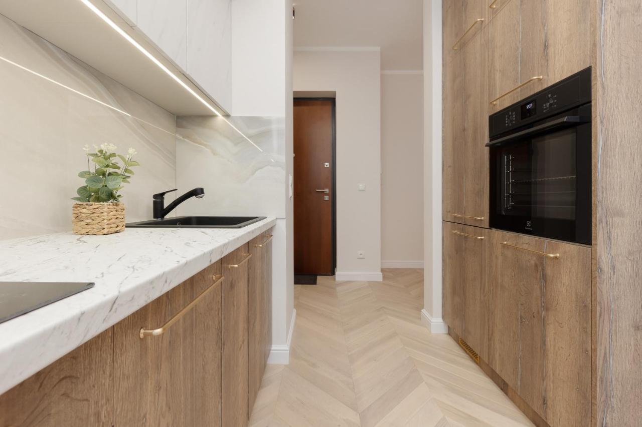 Lux Apartment Niemcewicza With Ac & Balcony Warsaw Ochota By Noclegi Renters Exterior photo